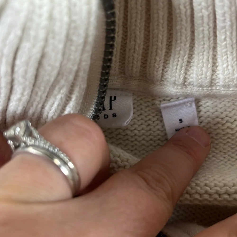 Gap Kids Cream Ivory Faux Fur and Knit Zip Up Vest
